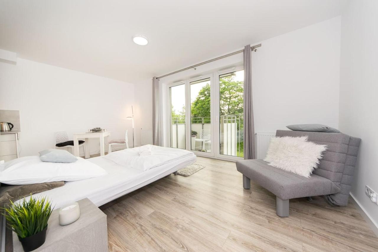 Cosy Studio With Private Garage P4You Pl Apartment Krakow Ngoại thất bức ảnh
